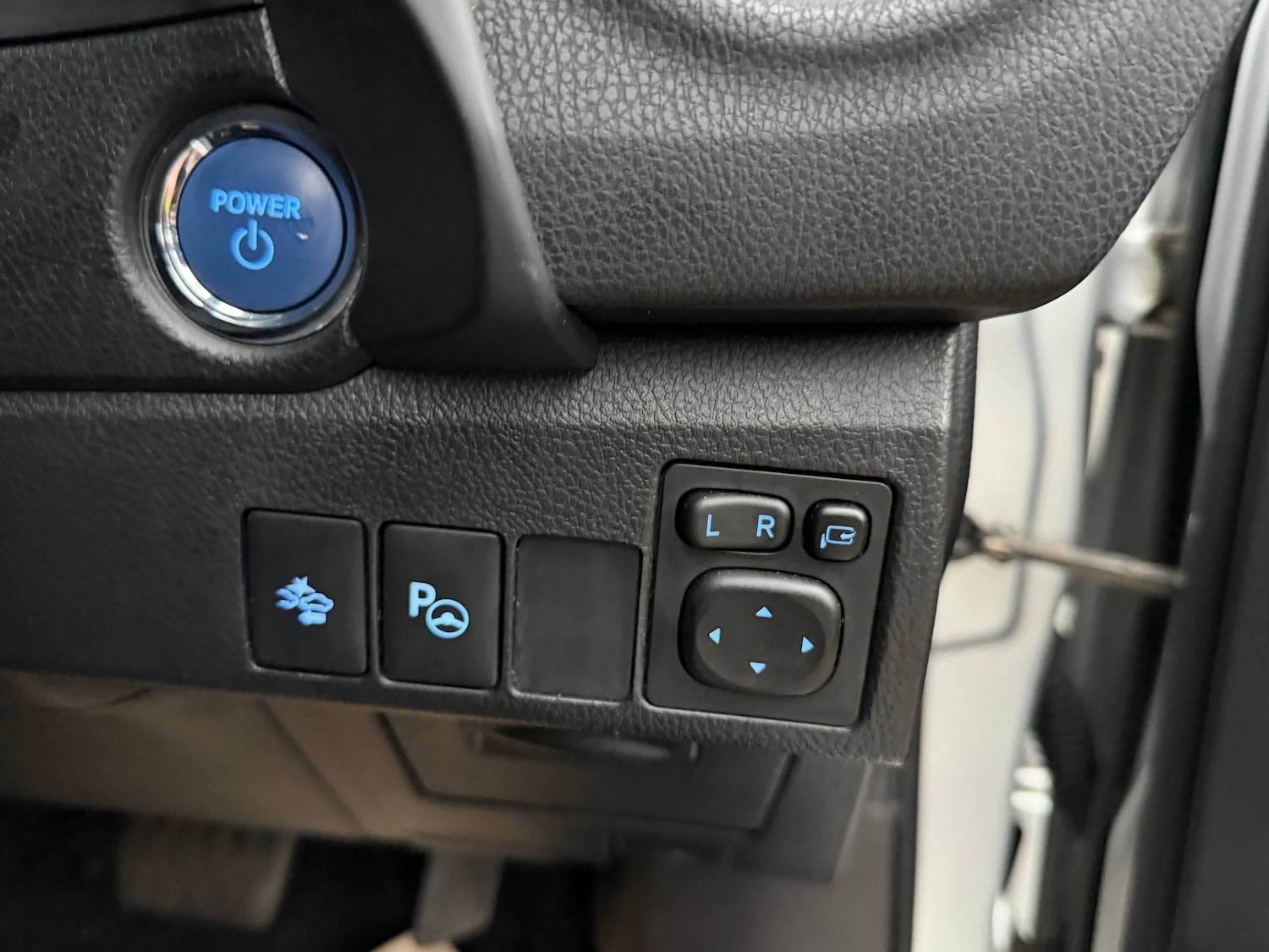 Used Toyota Auris 2016 for sale - 76707500: Photo 11