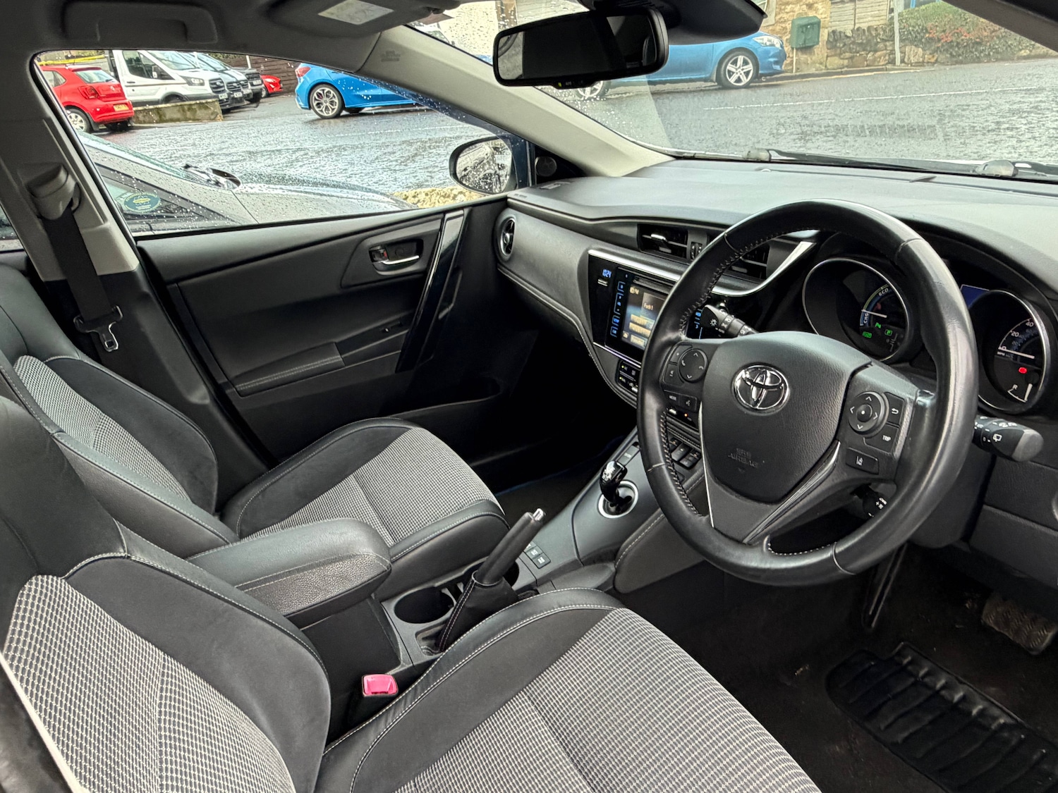 Used Toyota Auris 2016 for sale - 76707500: Photo 3