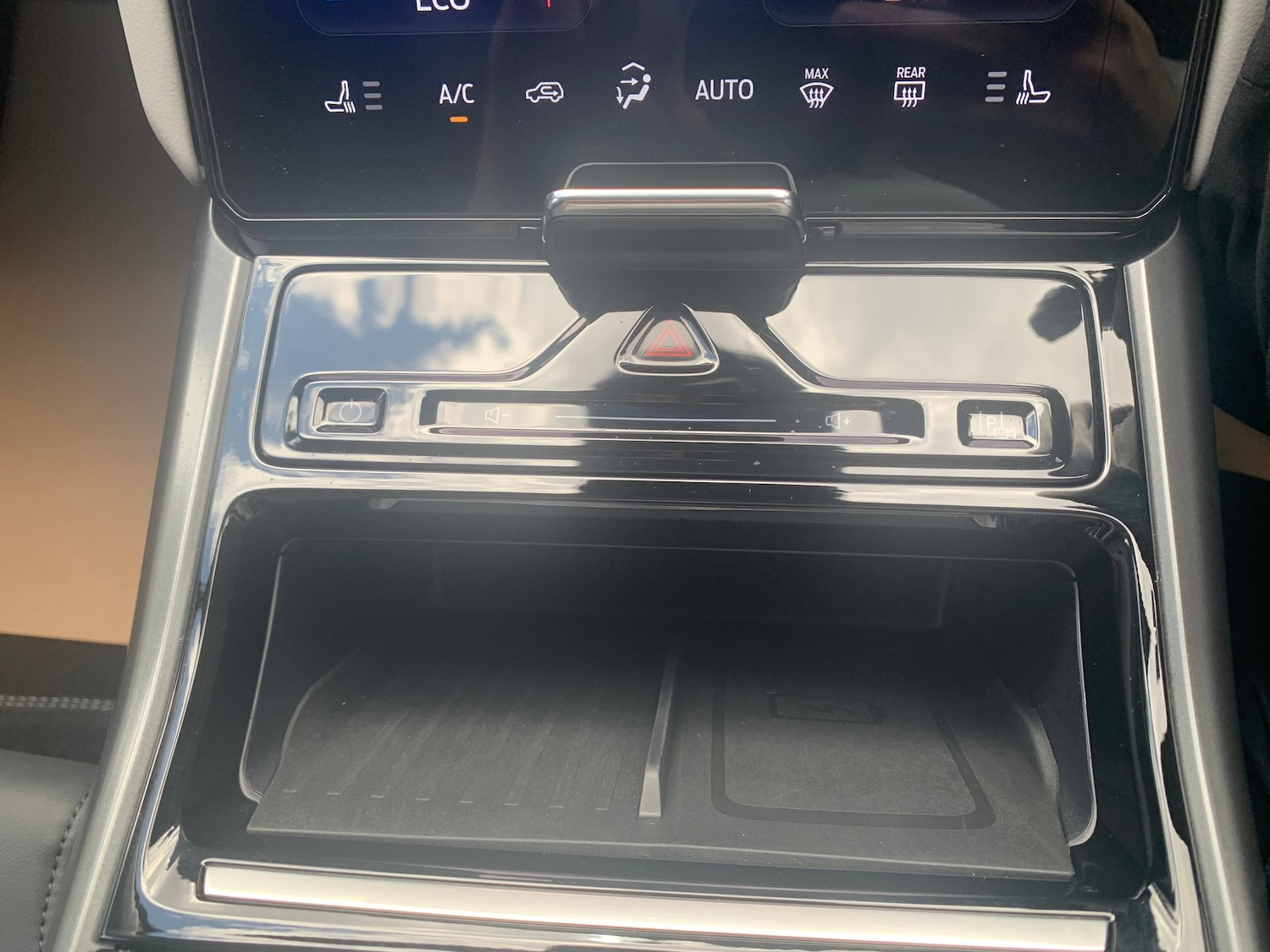 Used Ford Explorer 2024 for sale - 77379483: Photo 15