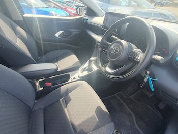 Used Toyota Yaris undefined for sale - 78543437: Photo