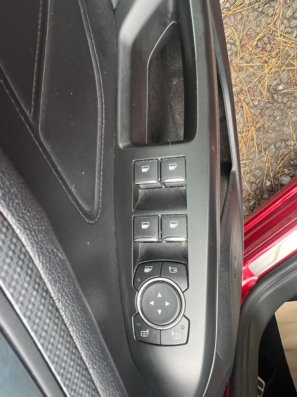 Used Ford Focus 2018 for sale - 76028707: Photo 18