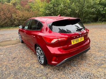 Used Ford Focus 2018 for sale - 76028707: Photo 3