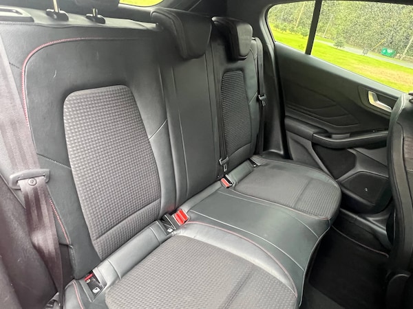 Used Ford Focus 2018 for sale - 76028707: Photo 4