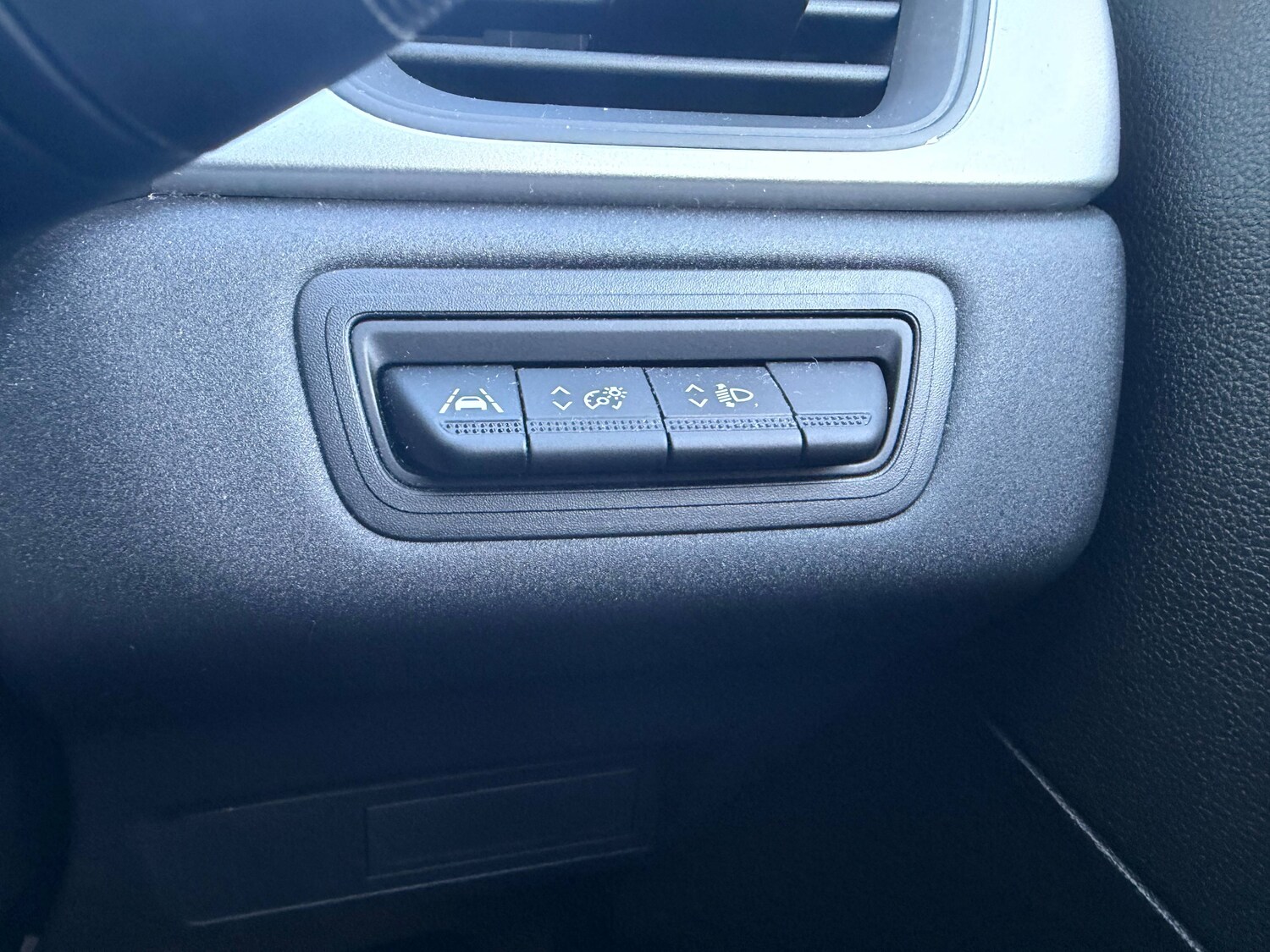 Used Renault Captur 2022 for sale - 76374972: Photo 17