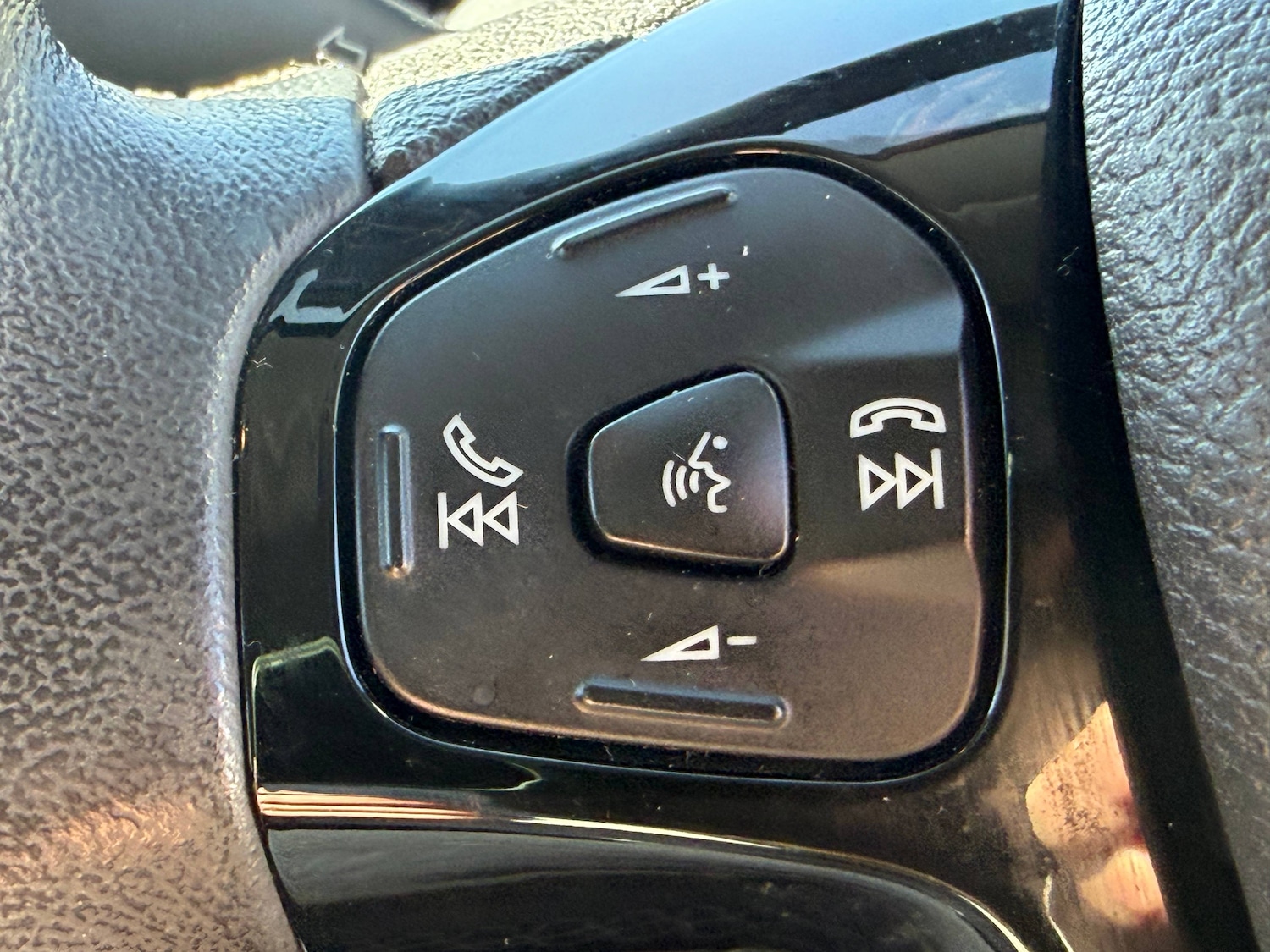 Used Ford Ka+ for sale - 78109915: Photo 14