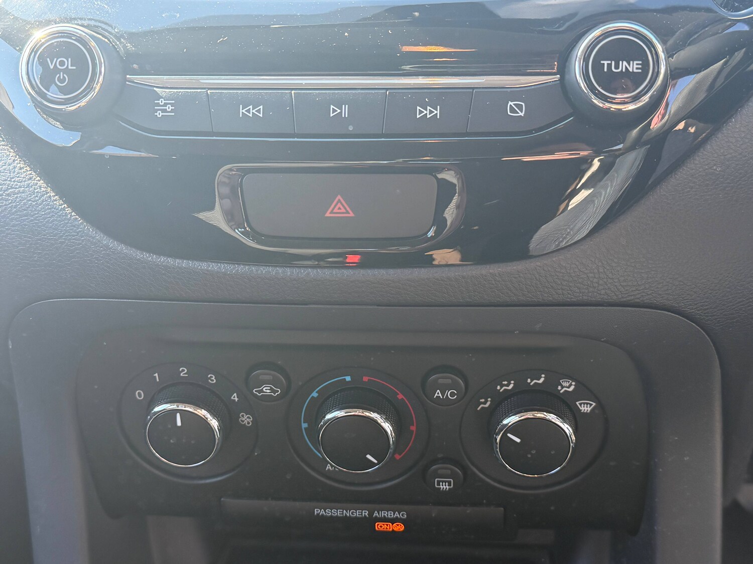 Used Ford Ka+ for sale - 78109915: Photo 28