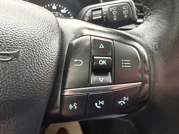 Used Ford Focus 2019 for sale - 76279197: Photo 14