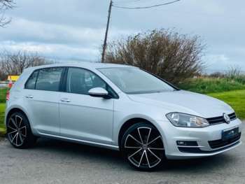Used Volkswagen Golf 2014 for sale - 74161824: Photo