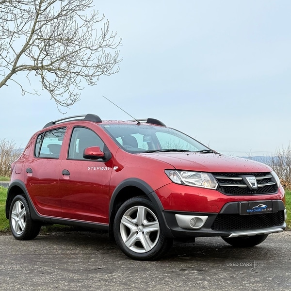 Used Dacia Sandero Stepway 2014 for sale - 77560377: Photo 1