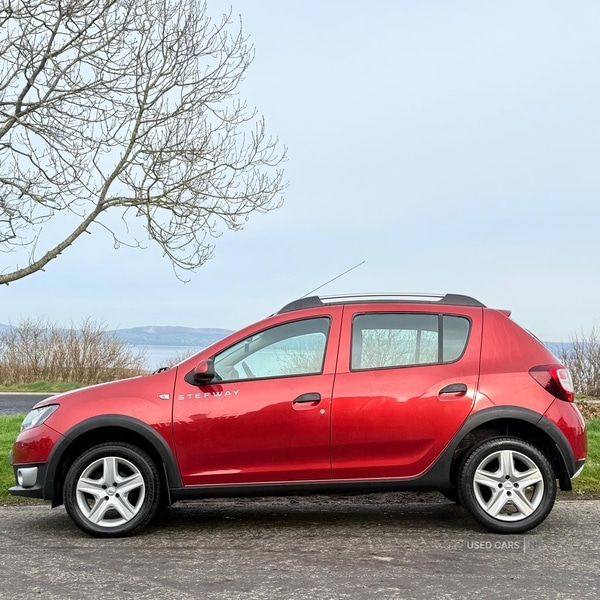 Used Dacia Sandero Stepway 2014 for sale - 77560377: Photo 4