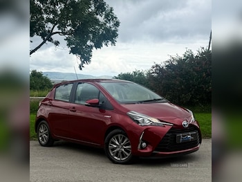 Used Toyota Yaris 2017 for sale - 75450390: Photo