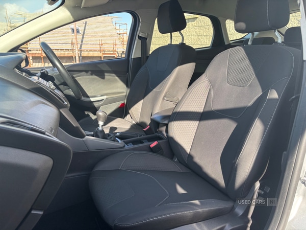 Used Ford Focus 2015 for sale - 77388105: Photo 7