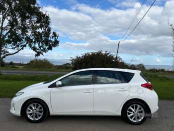 Used Toyota Auris 2013 for sale - 75042106: Photo