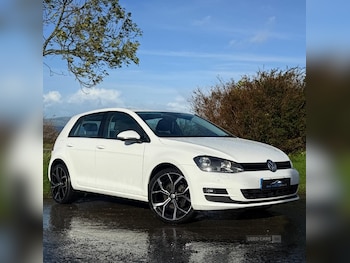 Used Volkswagen Golf 2016 for sale - 76441632: Photo