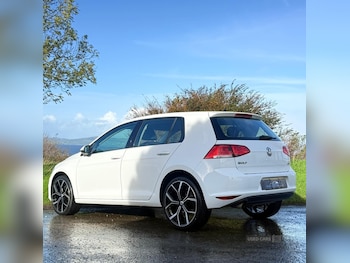 Used Volkswagen Golf 2016 for sale - 76441632: Photo