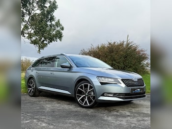 Used Skoda Superb 2017 for sale - 76228444: Photo 2