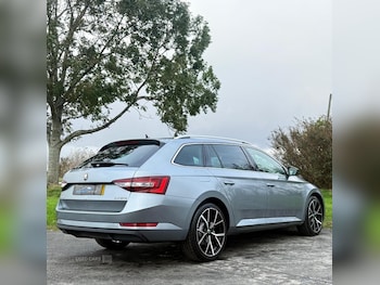 Used Skoda Superb 2017 for sale - 76228444: Photo 3