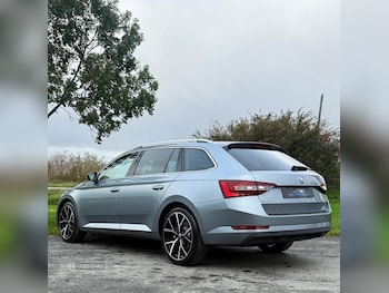 Used Skoda Superb 2017 for sale - 76228444: Photo 4