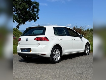 Used Volkswagen Golf 2016 for sale - 79213440: Photo