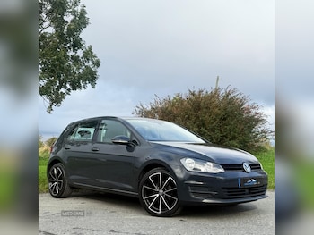Used Volkswagen Golf 2014 for sale - 76228457: Photo 2