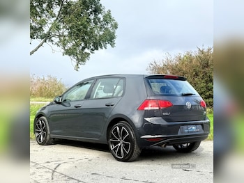 Used Volkswagen Golf 2014 for sale - 76228457: Photo 3