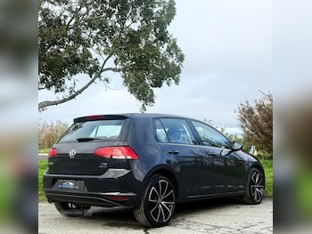 Used Volkswagen Golf 2014 for sale - 76228457: Photo 4