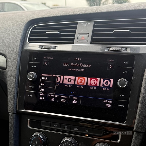 Used Volkswagen Golf 2017 for sale - 76228448: Photo 11