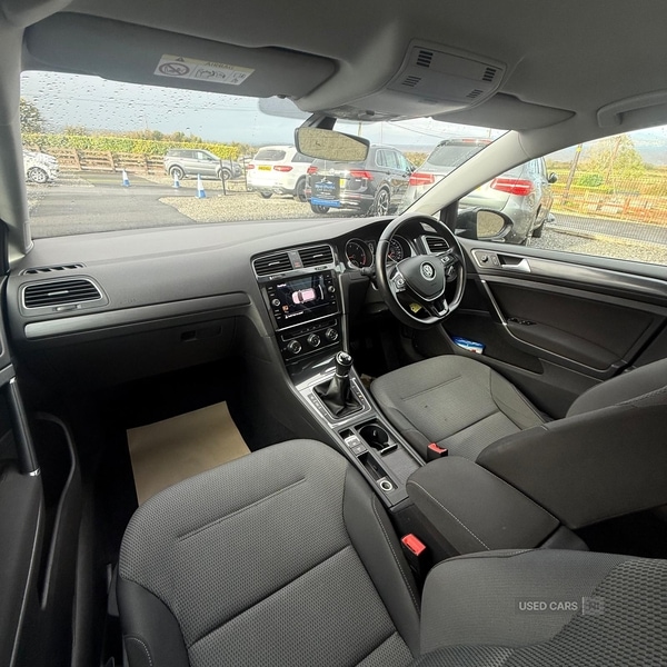 Used Volkswagen Golf 2017 for sale - 76228448: Photo 7