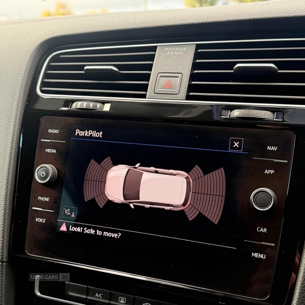 Used Volkswagen Golf 2017 for sale - 76381443: Photo 10