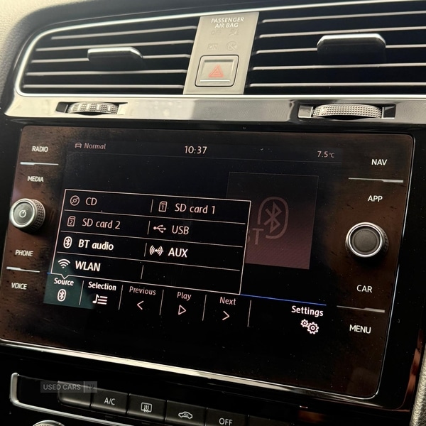 Used Volkswagen Golf 2017 for sale - 76381443: Photo 11