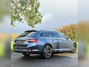 Used Skoda Superb 2017 for sale - 76228447: Photo 4