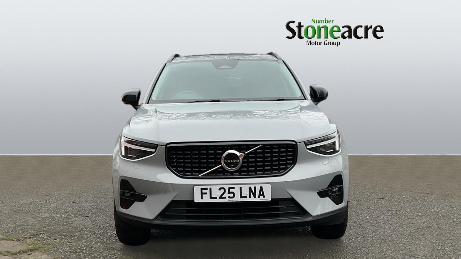Used Volvo XC40 2025 for sale - 76825160: Photo 9