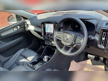 Used Volvo XC40 2023 for sale - 79496330: Photo