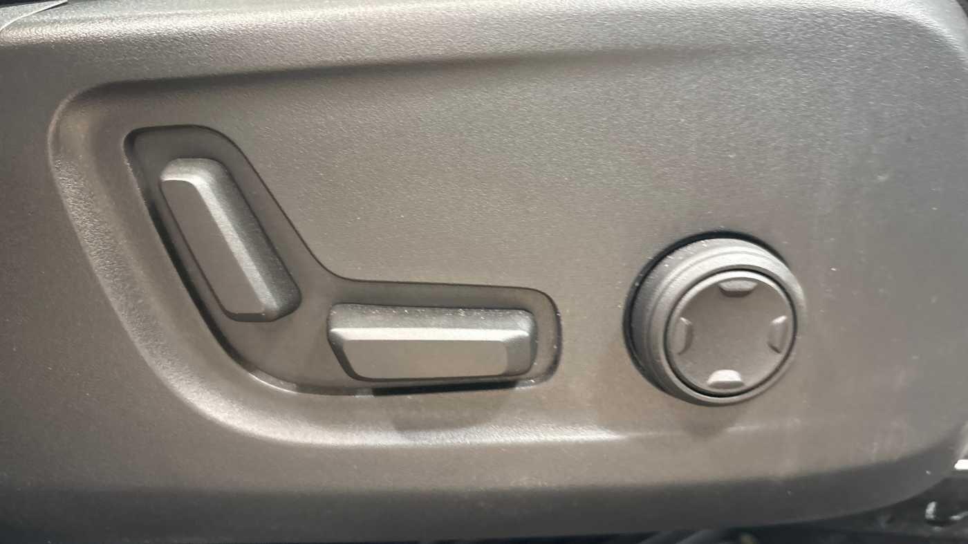 Used Volvo XC40 2024 for sale - 76753350: Photo 29