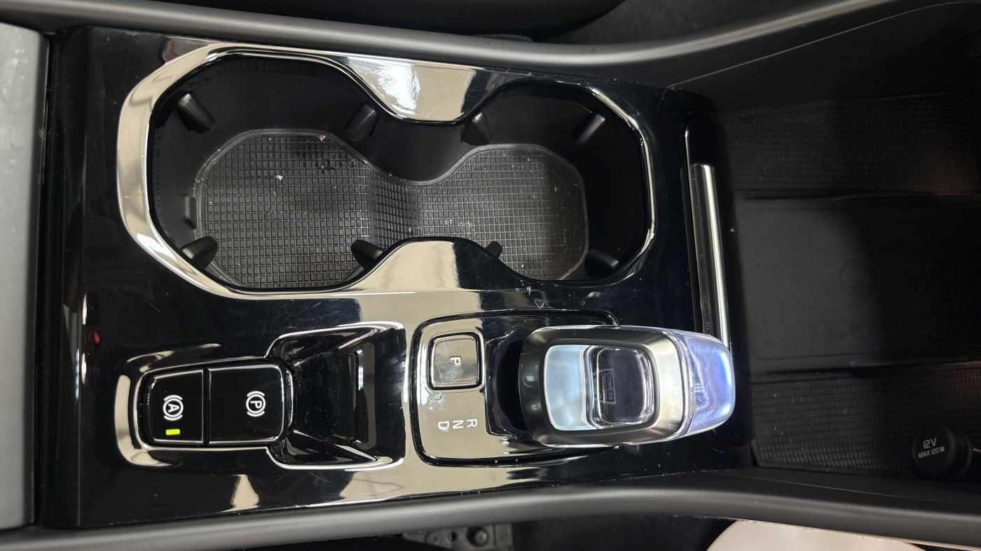 Used Volvo XC40 2024 for sale - 76753350: Photo 33