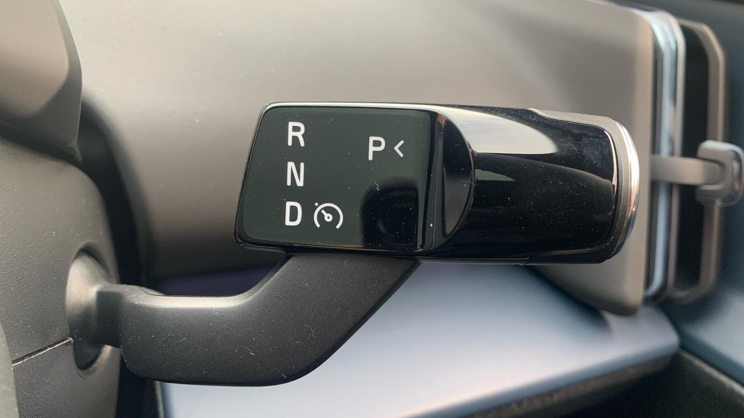 Used Volvo EX30 2025 for sale - 76824009: Photo 23