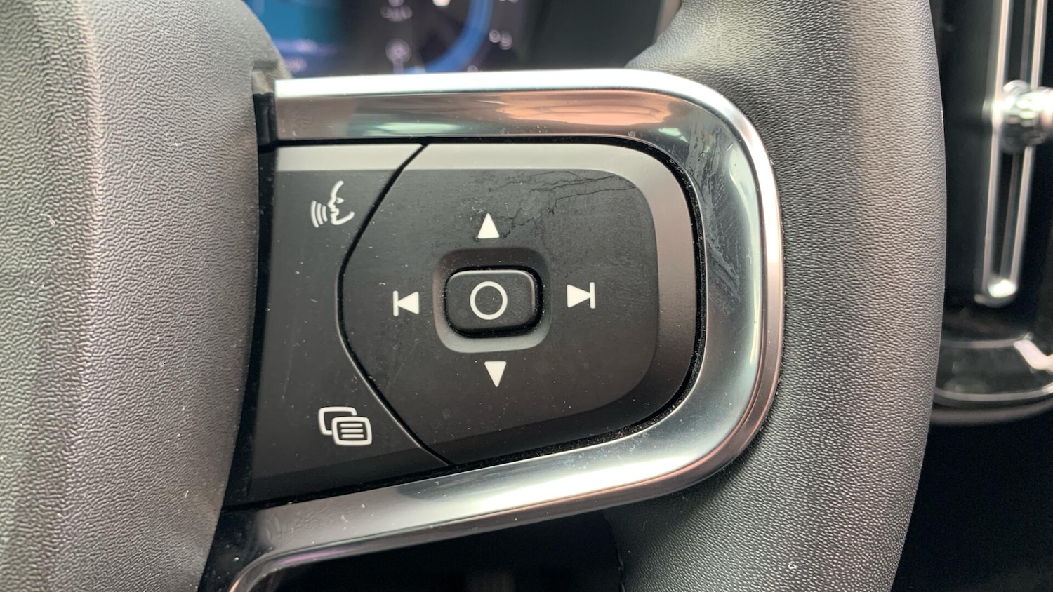 Used Volvo XC40 2022 for sale - 77132008: Photo 23