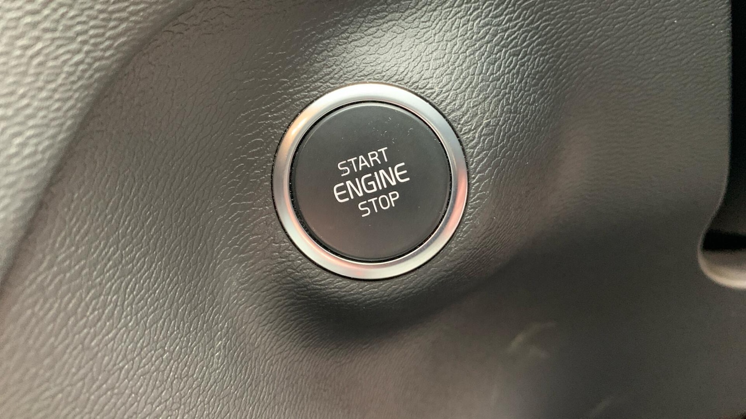 Used Volvo XC40 2022 for sale - 77132008: Photo 28