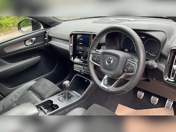 Used Volvo XC40 2021 for sale - 79304245: Photo