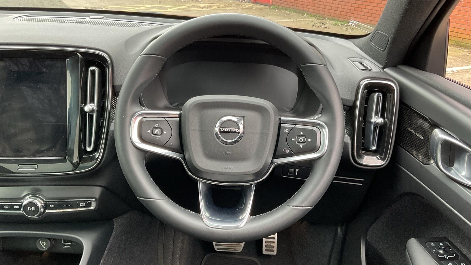 Used Volvo XC40 2021 for sale - 78007301: Photo 10