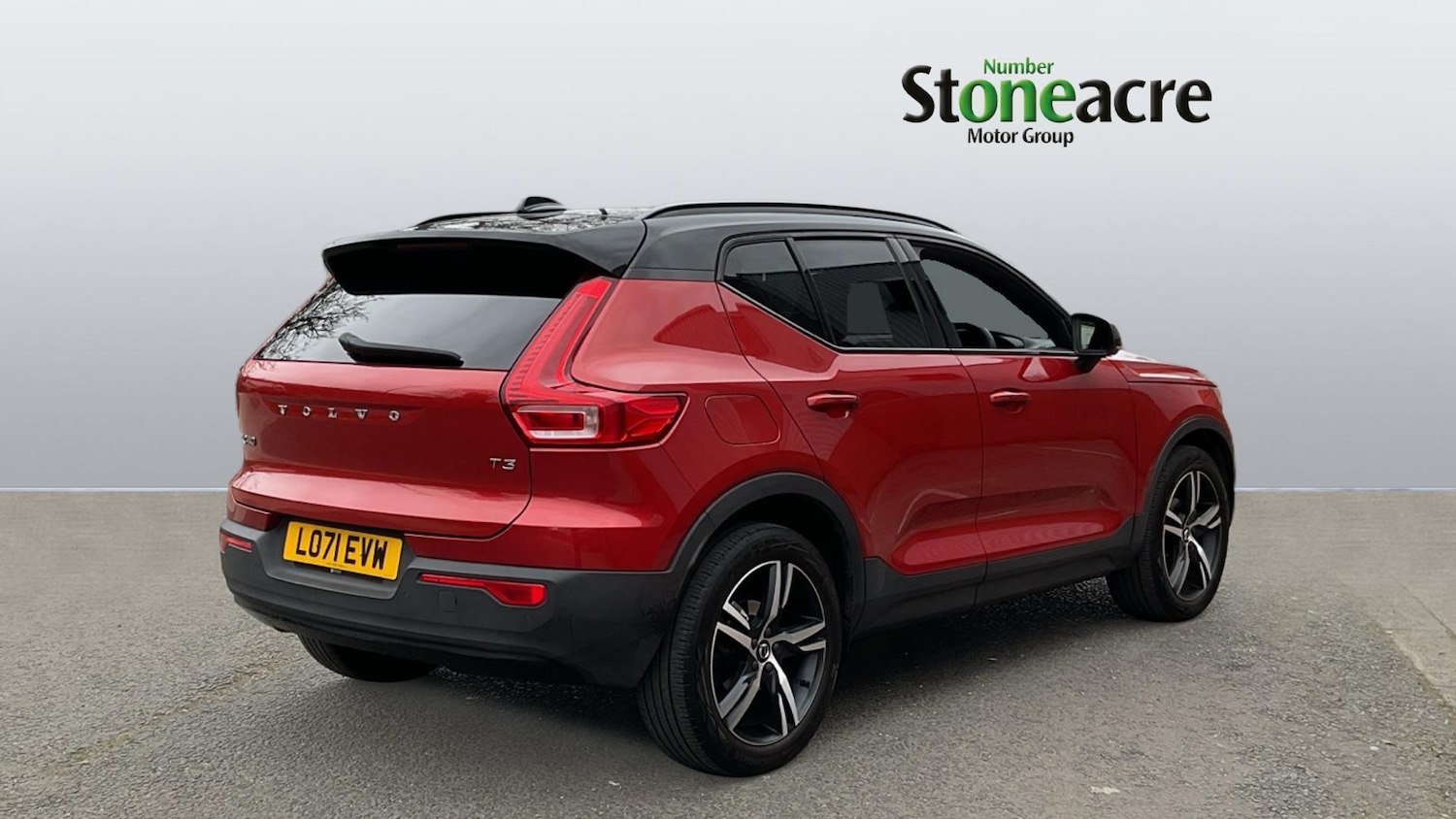 Used Volvo XC40 2021 for sale - 78007301: Photo 2