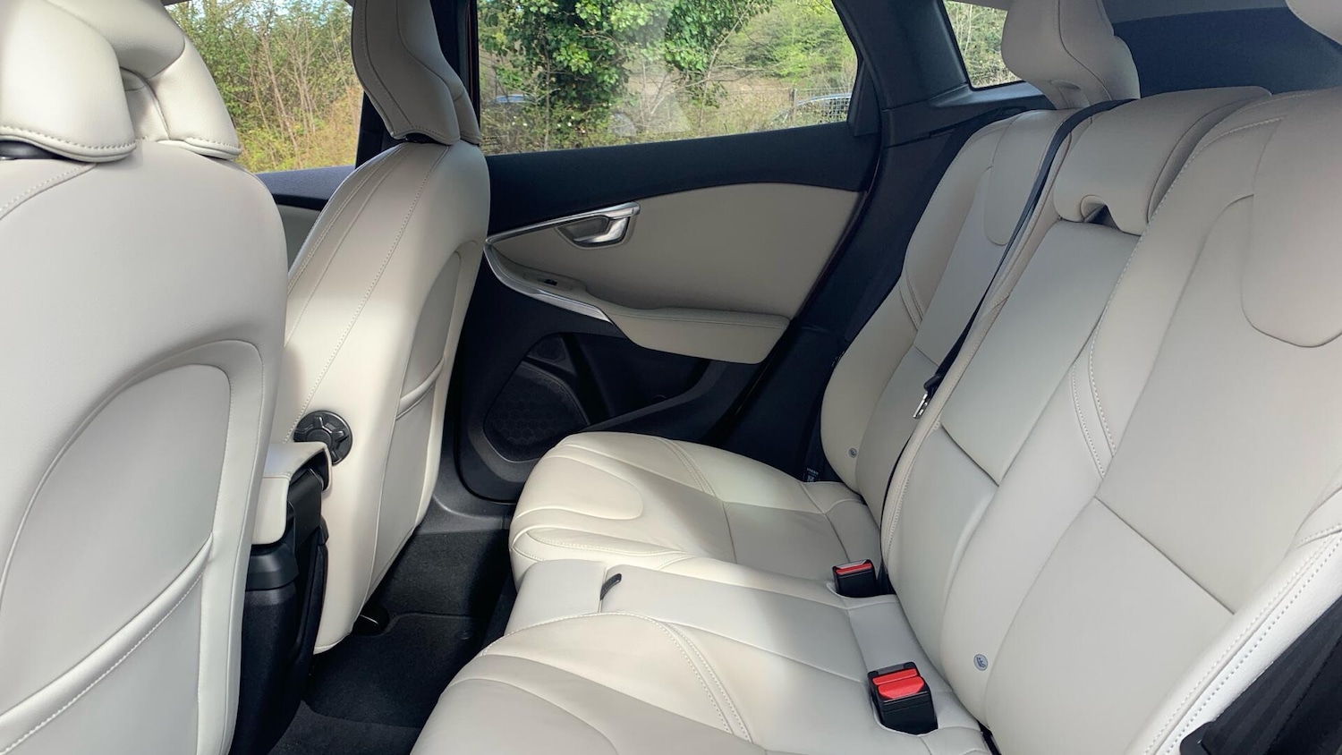 Used Volvo V40 2016 for sale - 78085961: Photo 33