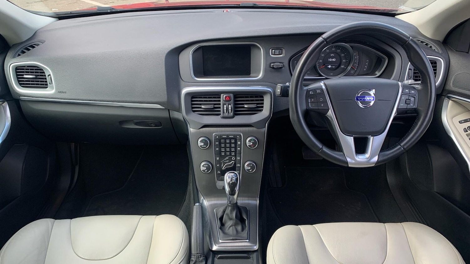 Used Volvo V40 2016 for sale - 78085961: Photo 5