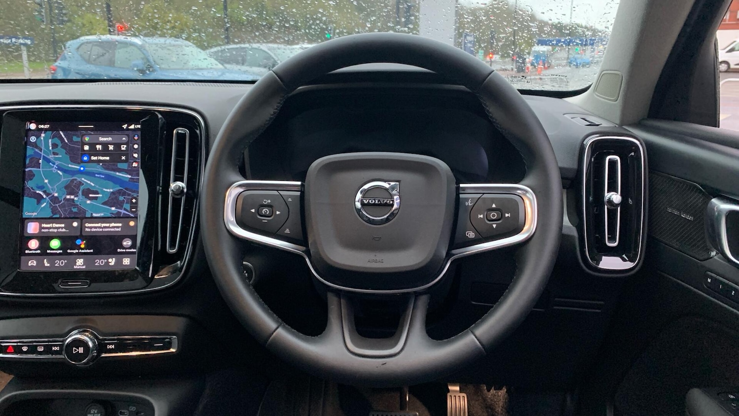Used Volvo XC40 2025 for sale - 78047279: Photo 10