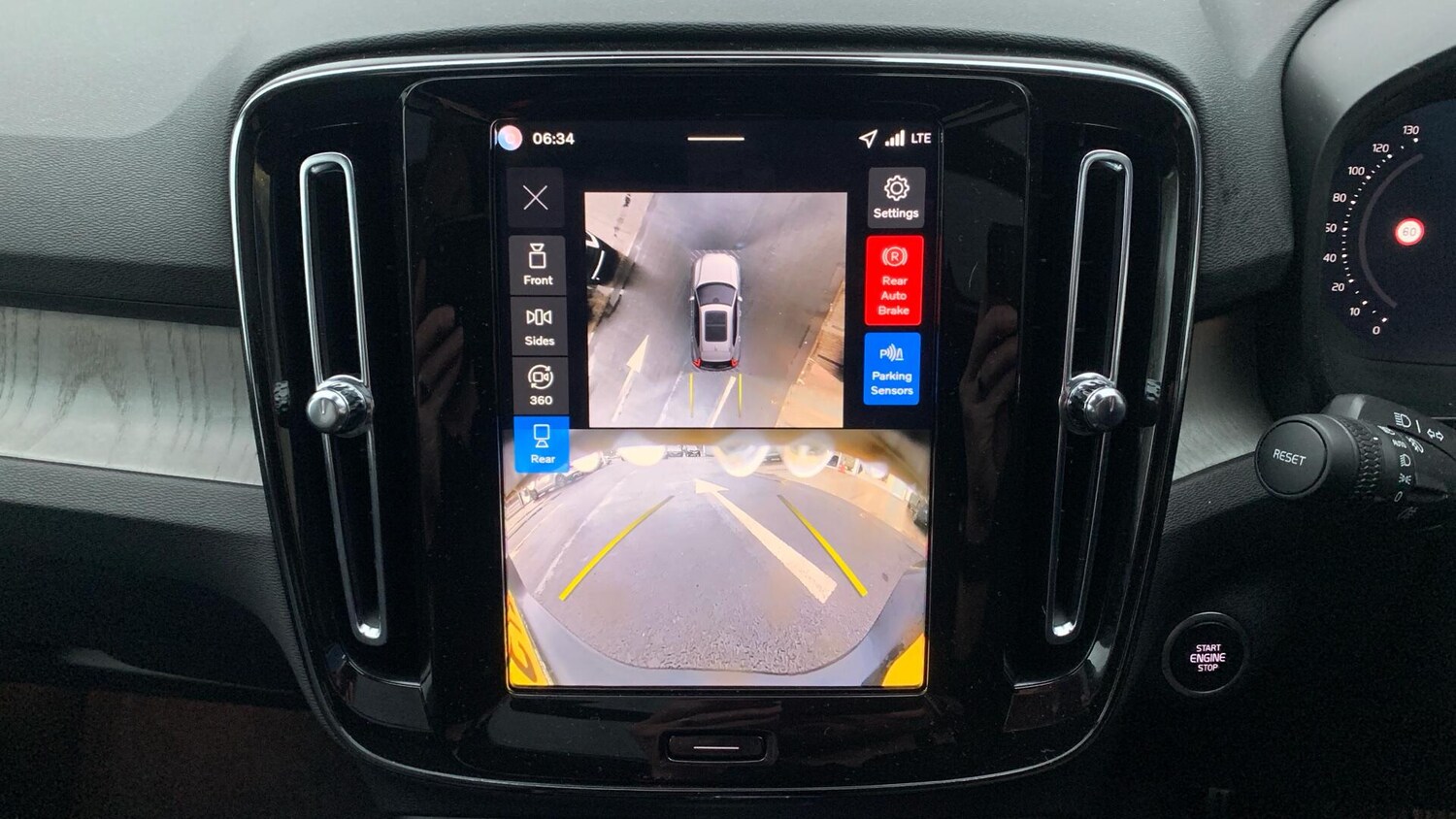 Used Volvo XC40 2025 for sale - 78047279: Photo 19