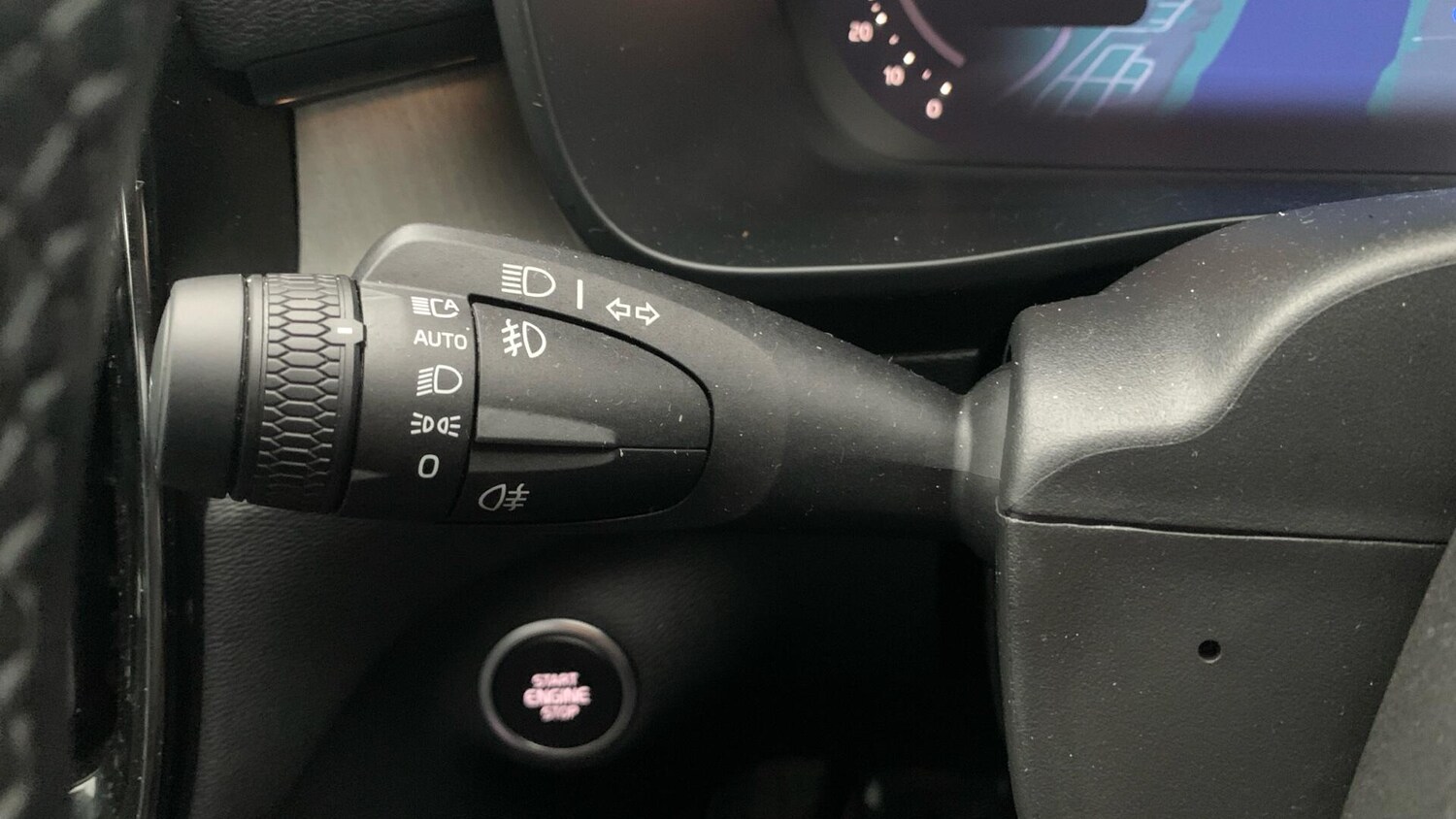 Used Volvo XC40 2025 for sale - 78047279: Photo 20