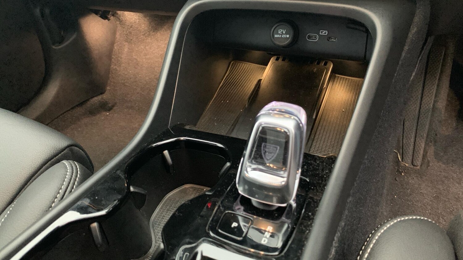 Used Volvo XC40 2025 for sale - 78047279: Photo 26