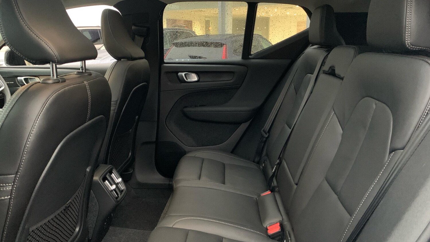 Used Volvo XC40 2025 for sale - 78047279: Photo 33