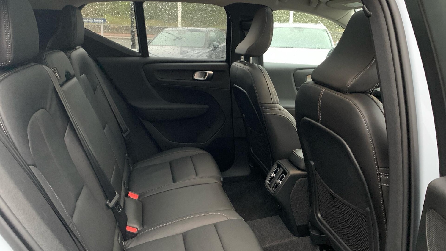 Used Volvo XC40 2025 for sale - 78047279: Photo 6