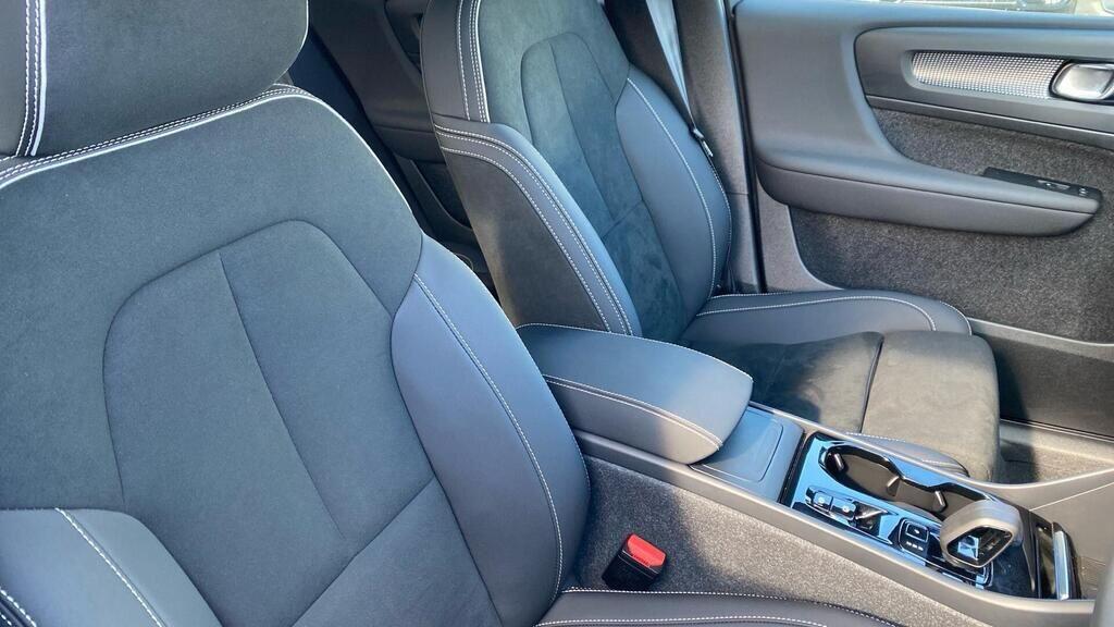 Used Volvo XC40 for sale - 77970554: Photo 8